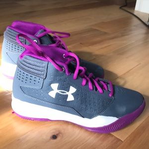 Under Armor Sneakers